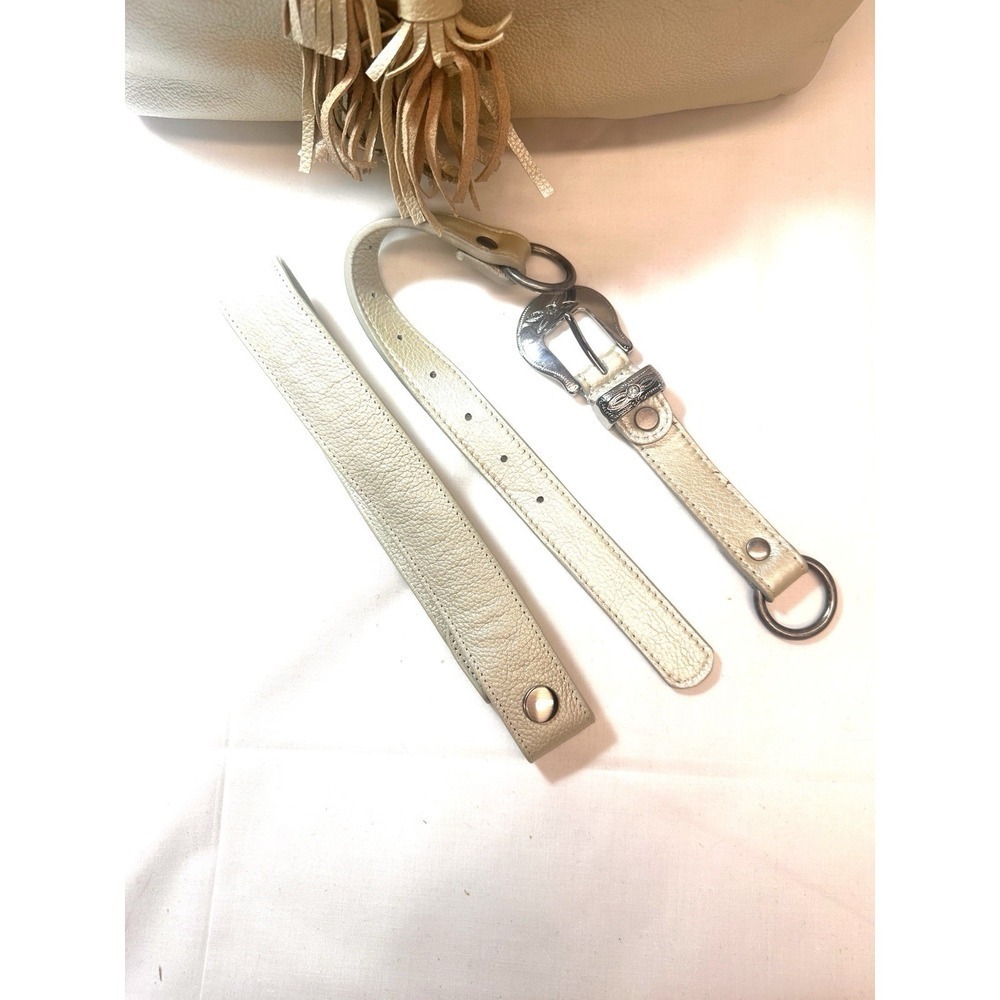 FzNd Large White Bag Purse With Dust Bag. Several additional handles. Prime cond - Picture 4 of 15